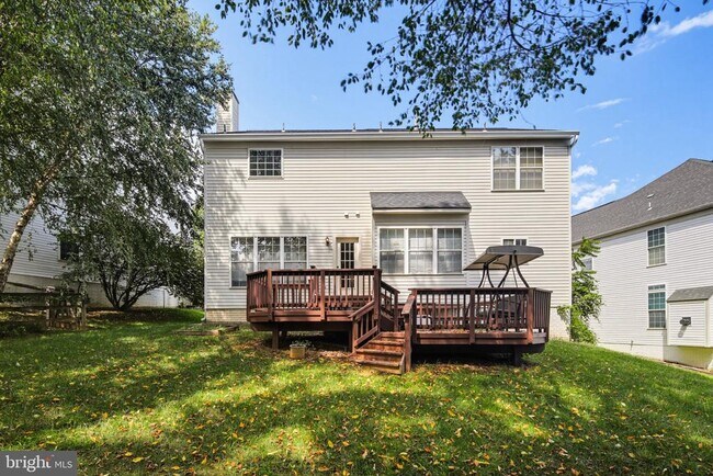 Building Photo - 4 Summit Ridge Ct