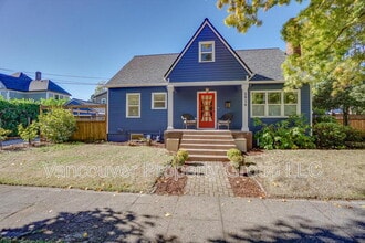 Building Photo - 2814 H St