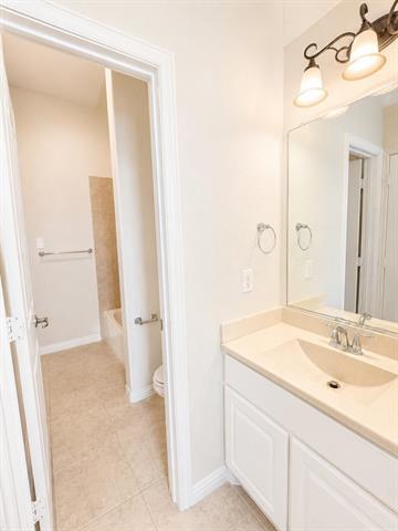 Building Photo - 1033 Lone Ivory Trail