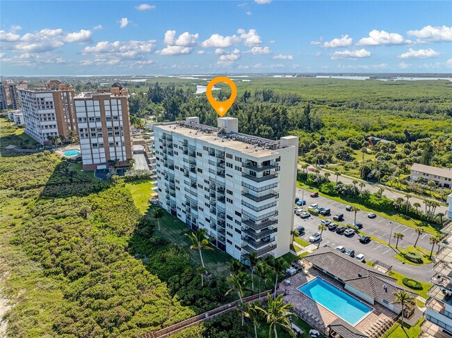 Building Photo - 4200 N Hwy A1A