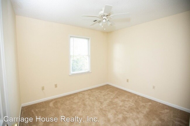 Building Photo - 3 br, 2.5 bath Apartment - 210 Whitehall Road