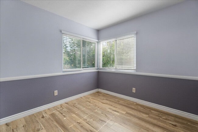 Building Photo - Bright Single Story Home with Open Layout and Private Yard