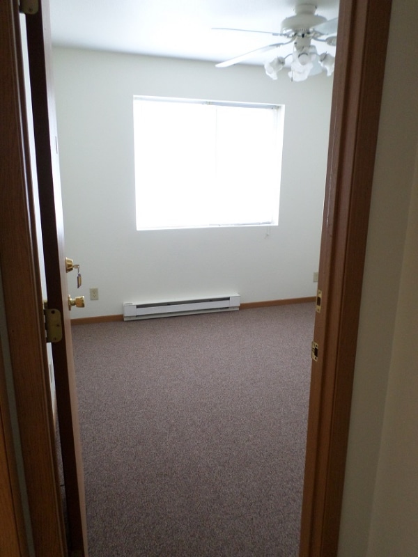 Building Photo - 560 Main Steet