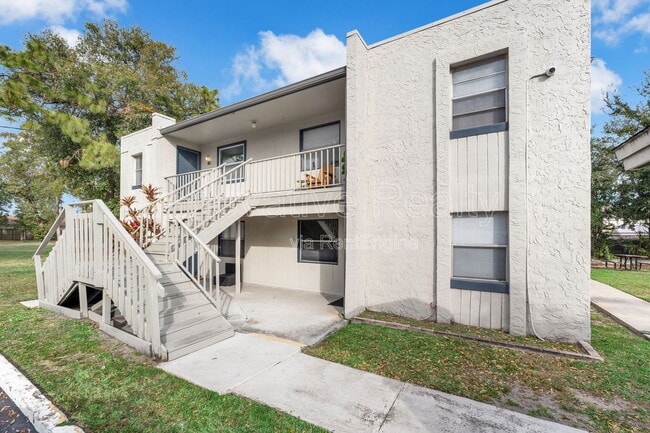 Building Photo - 5123 Curry Ford Rd