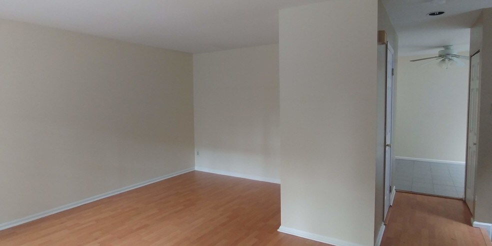 Building Photo - 4780 Summersweet Dr