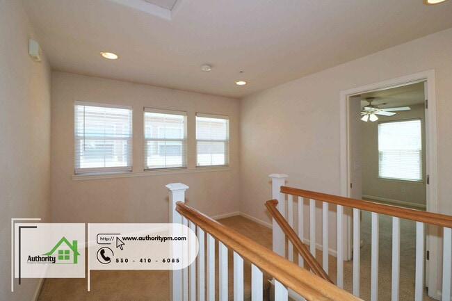 Building Photo - 2347 Shining Star Way