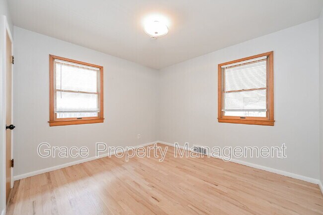 Building Photo - 2610 S Gaylord St