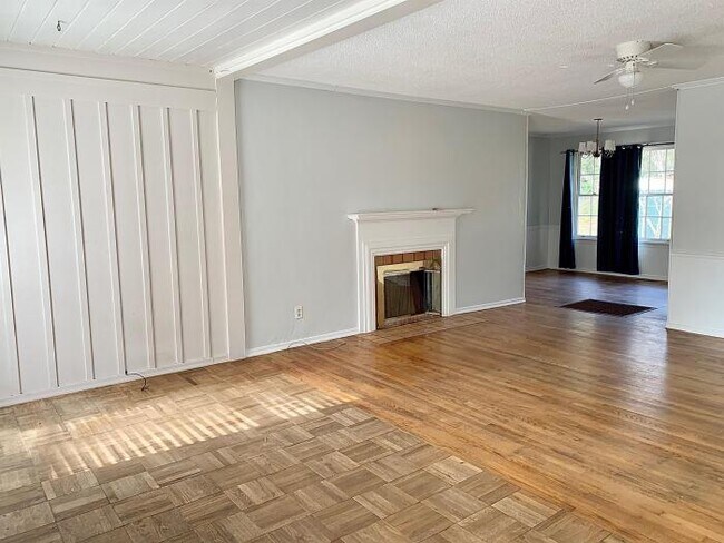 Building Photo - 2 bedroom in Valdosta GA 31602