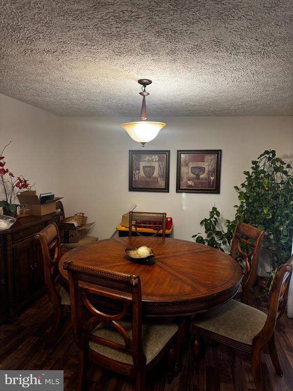 Building Photo - 13025 Gershwin Way