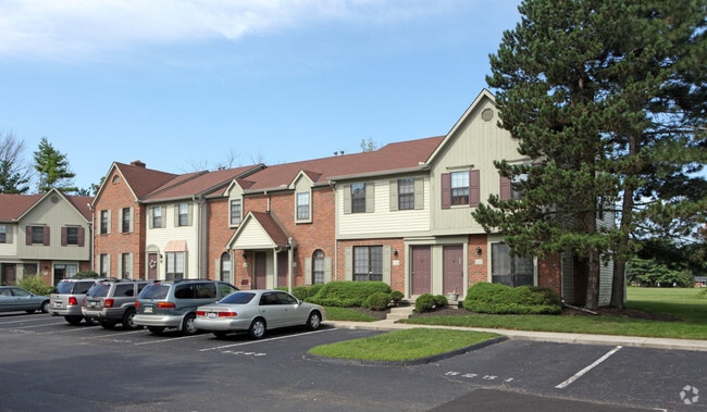 Building Photo - Brandy Oaks Condominiums