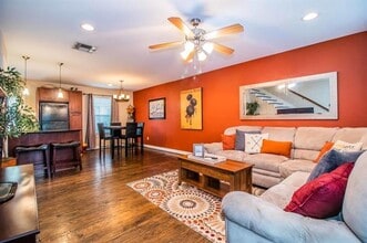 Building Photo - 2824 Minert St