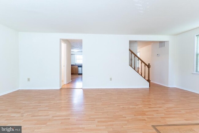 Building Photo - 12136 Bentridge Pl