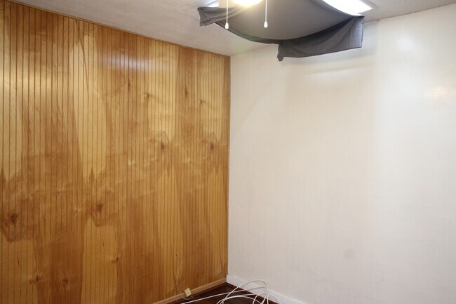 Building Photo - Charming Locust Point 2bd+Den/1ba Rowhome ...