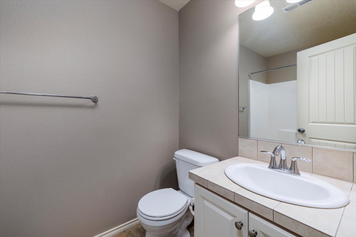 2nd Full Bathroom - 15186 SW Canyon Wren Way