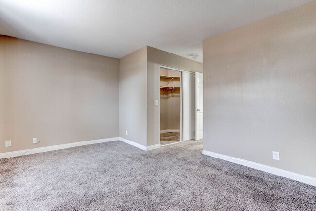 Building Photo - 3661 Renovah St