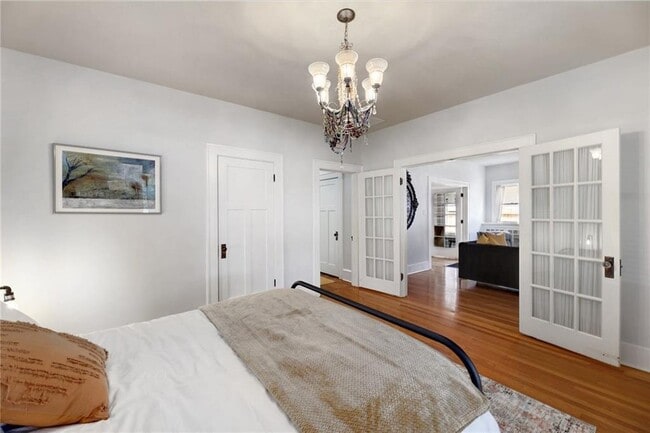 Building Photo - 1604 S Main St