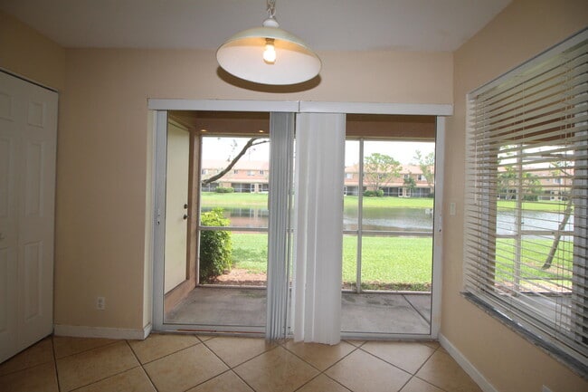 Building Photo - 6602 Sandy Bank Terrace