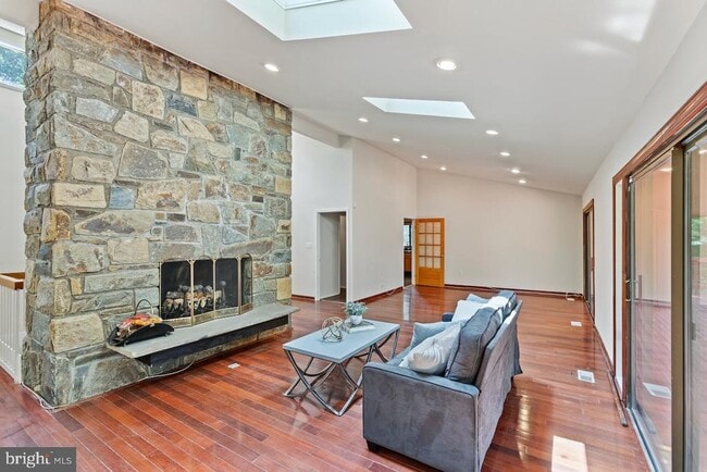 Building Photo - 1404 Wolftrap Run Rd