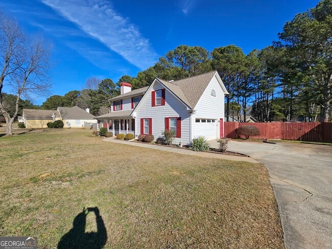 Building Photo - 611 Lora Smith Rd