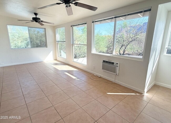 Building Photo - 843 N Arroya Rd