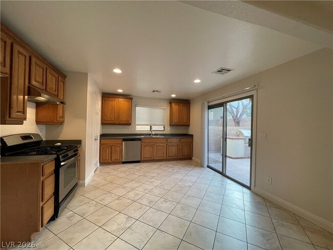 Building Photo - 10947 Toscano Gardens St