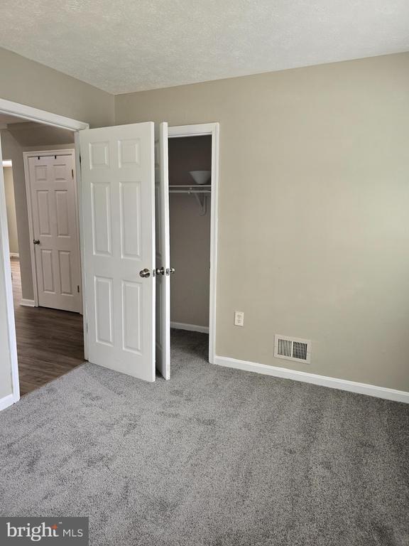Building Photo - 8313 Gibbons Dr