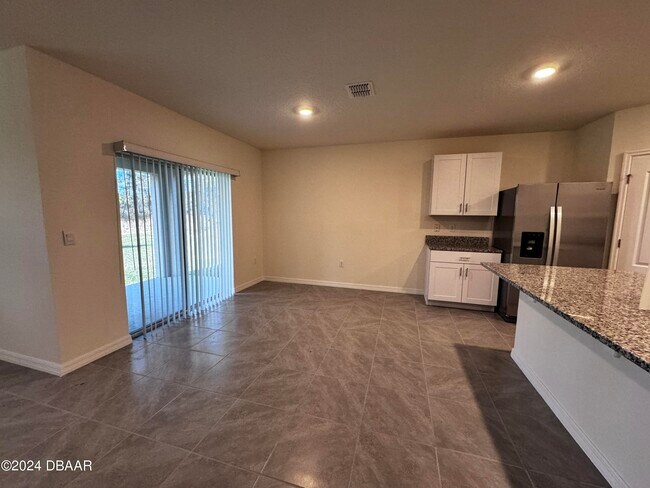 Building Photo - 2790 Fermoy Dr