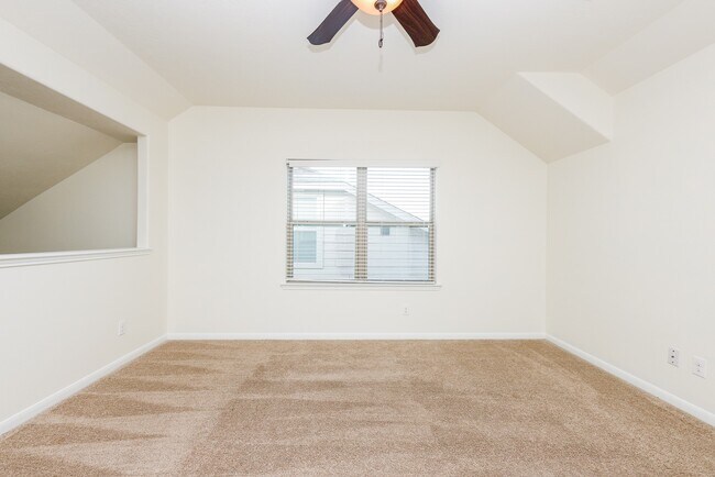 Building Photo - 20615 Summer Retreat Ln