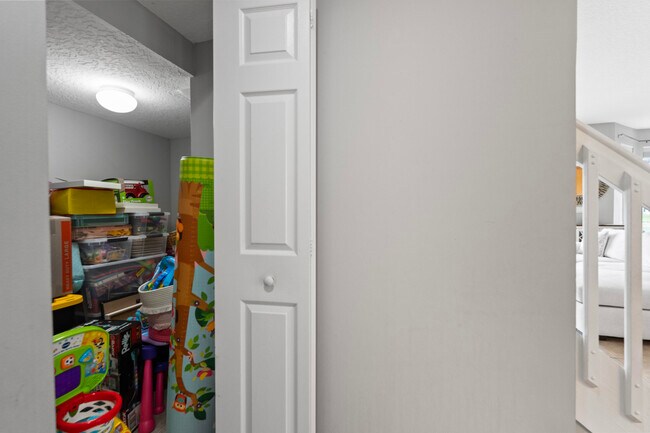 Building Photo - 2253 Balsan Way