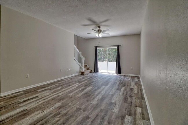Building Photo - 8509 Broken Willow Ct