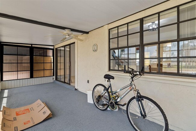 Building Photo - 5628 Linksman Pl