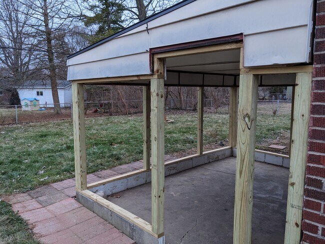 Building Photo - 832 Greenmount Blvd