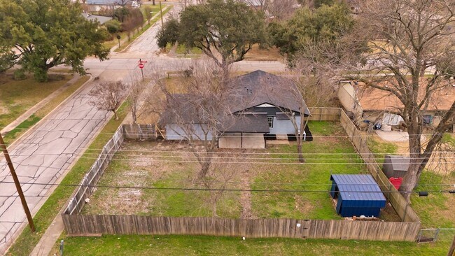Building Photo - 13333 Challaburton Dr