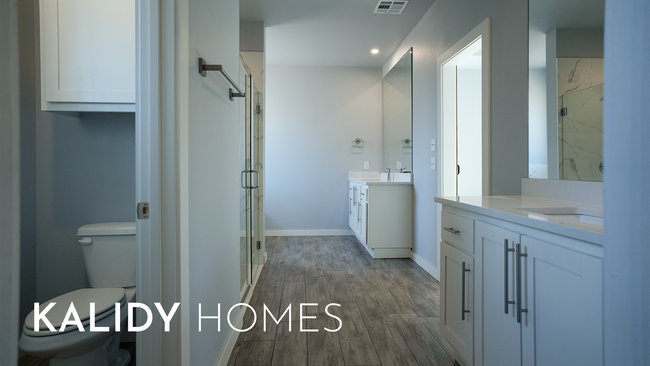 Building Photo - 14971 E Reno Ave