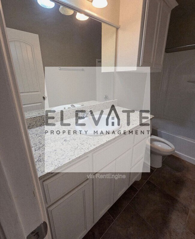 Building Photo - 10604 NW 21st St