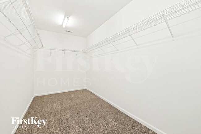 Building Photo - 1008 Gwinmar Rd