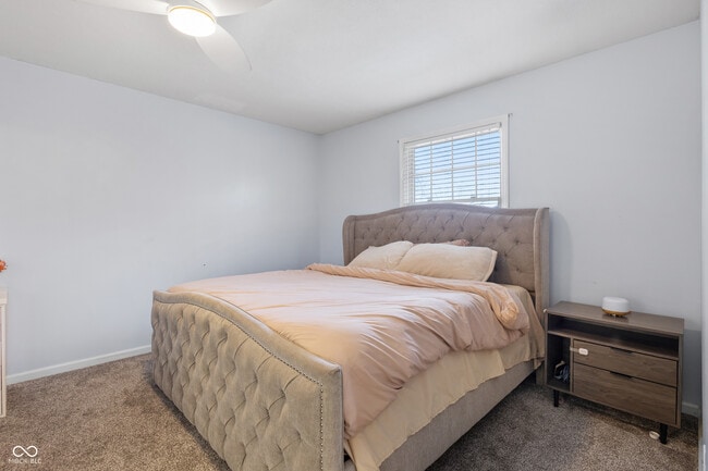 Building Photo - 1108 E 106th St