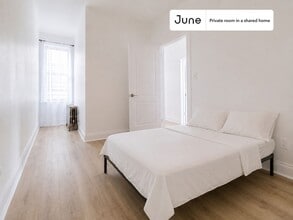 Building Photo - Room in Shared 4 bed/1 bath home in Sunset Park