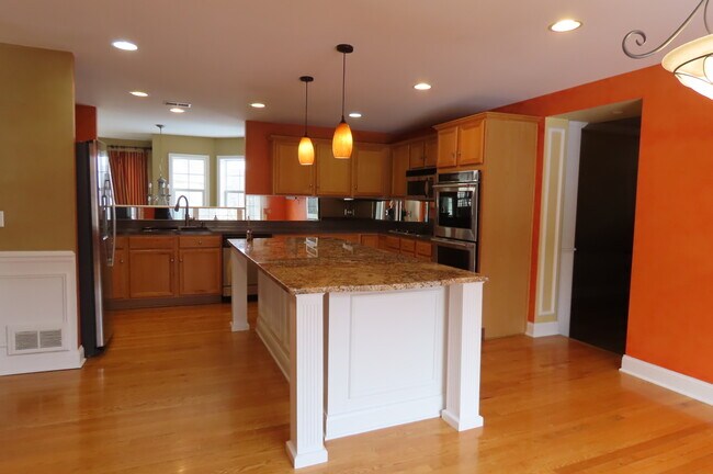 Building Photo - 21 Spyglass Cir