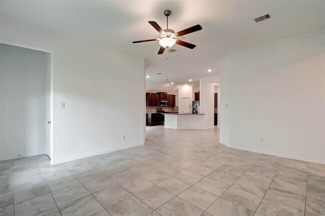 Building Photo - 2323 Green Kale Dr