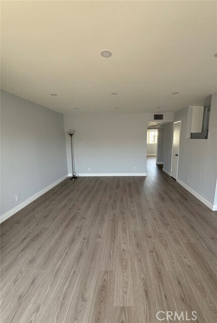 Building Photo - 822 E Lomita Ave