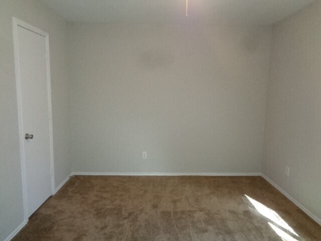 Building Photo - 9507 Maple Green Ln