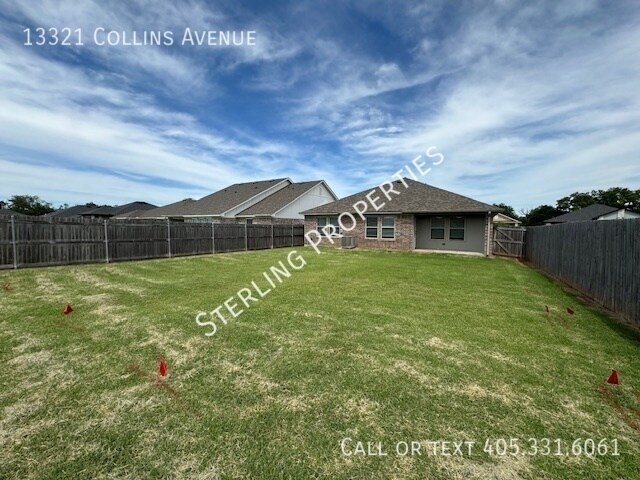 Building Photo - 13321 Collins Ave
