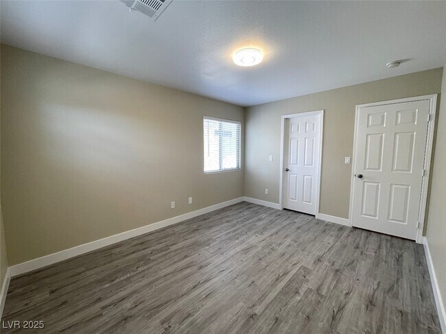 Building Photo - 8050 Villa Avada Ct