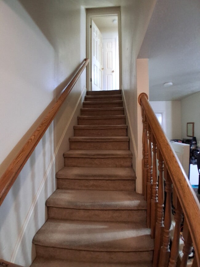 Building Photo - 565 N 300 E