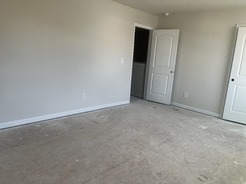 Building Photo - 712 Fauna St