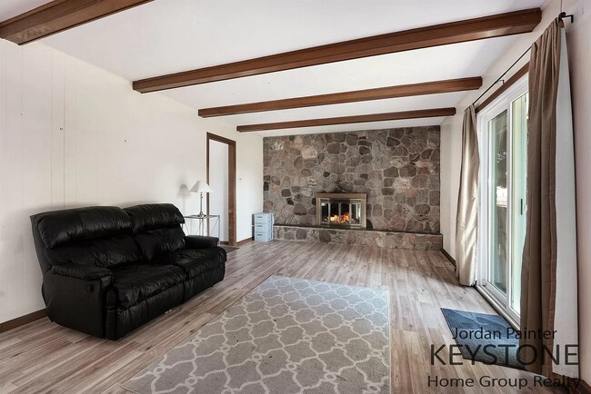 Family Room - 1907 Bridle Creek St SE