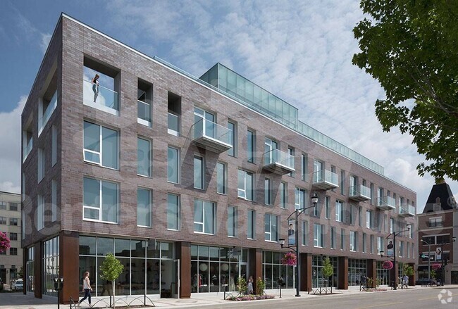 Building Photo - 350 E Locust St