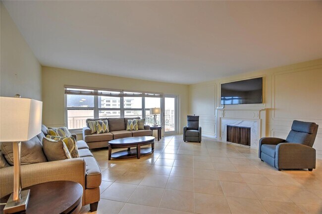 Primary Photo - 3850 Galt Ocean Dr
