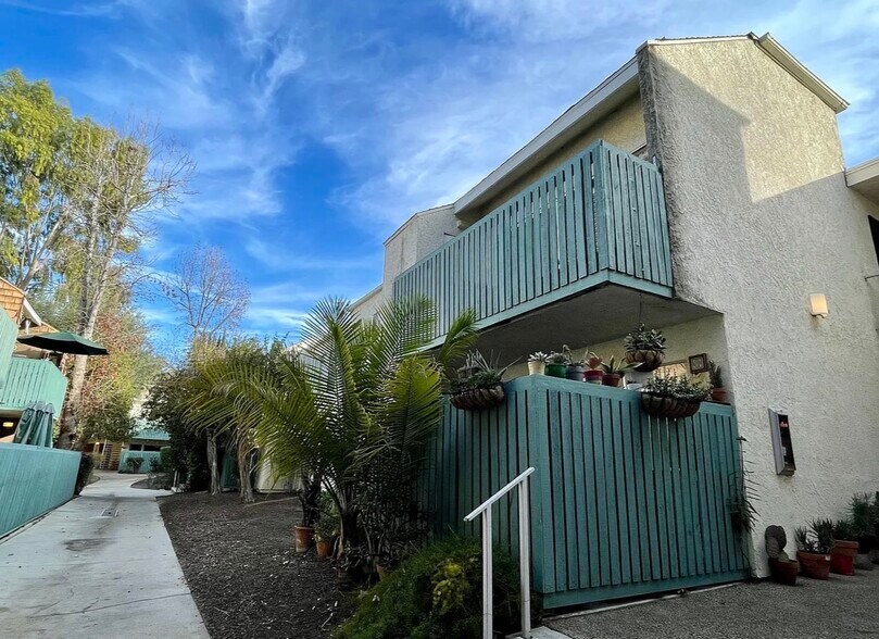 Building Photo - 5700 Etiwanda Ave